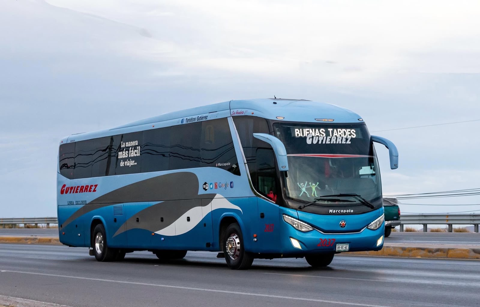 Autobús GUTSA en excursión turística por México
